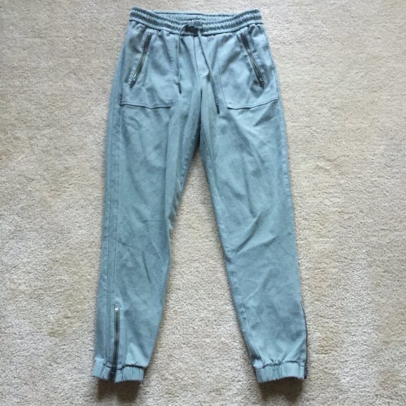 Athleta Pants - Athleta Cargo Jogger Pants